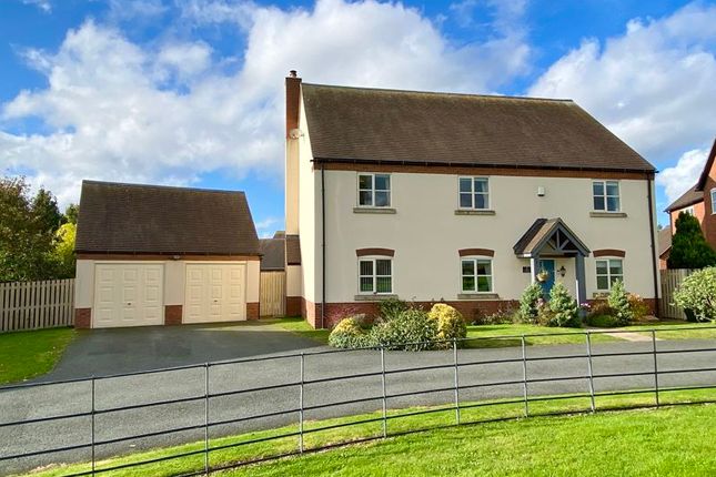 4 bed detached house