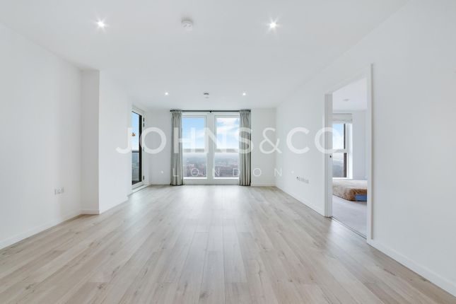 Falconbrook Gardens, Canning Town, E16 2 bed apartment for sale