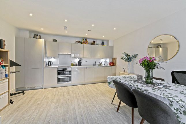 Lion Court, Lion Wharf Road... 2 bed apartment for sale