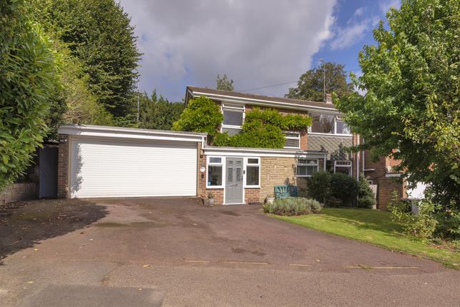 4 bed detached house