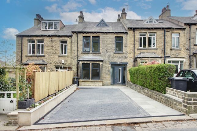 Green Lane, Halifax 4 bed terraced house for sale