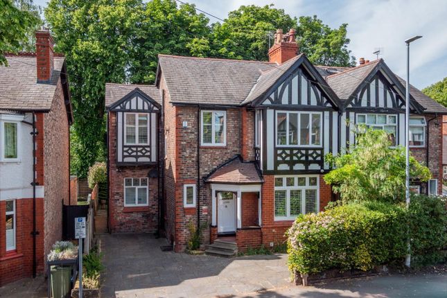 4 bedroom semi-detached house for sale