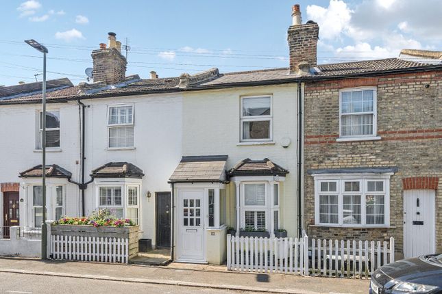 Yew Tree Road, Beckenham, Kent, BR3 2 bed terraced house for sale