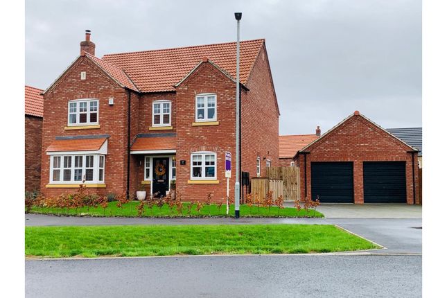 4 bed detached house