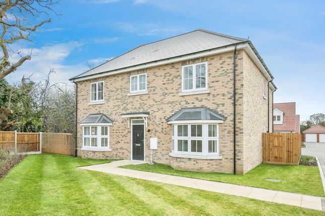 4 bed detached house