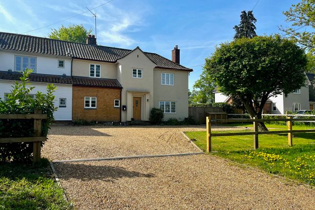 4 bedroom semi-detached house for sale