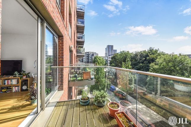 Bankside Apartments, Coster Avenue, N4 1 bed flat for sale