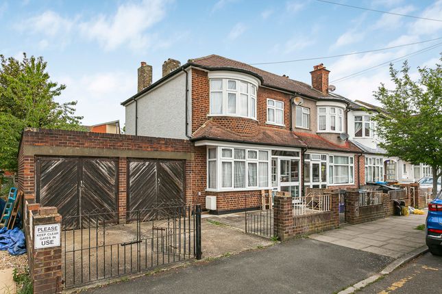 3 bedroom end of terrace house for sale