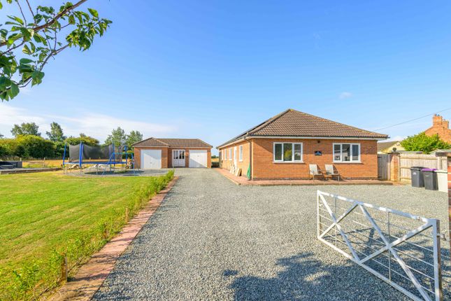 Station Road, Firsby, PE23 4 bed detached bungalow for sale