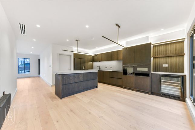 Hoxton Street, London, N1 3 bed penthouse for sale