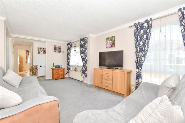 2 bedroom park home for sale