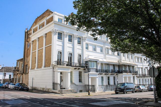 2 bed flat