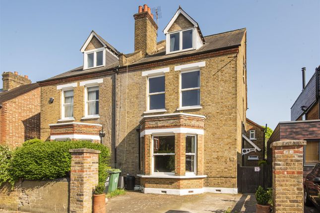 5 bedroom semi-detached house for sale