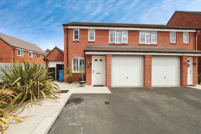 3 bedroom semi-detached house for sale