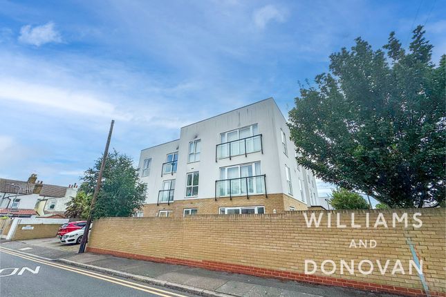Saxon Court, Smith Street, Shoeburyness 2 bed flat for sale