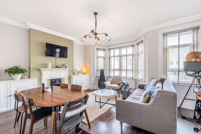Beulah Hill, Upper Norwood, SE19 2 bed flat for sale
