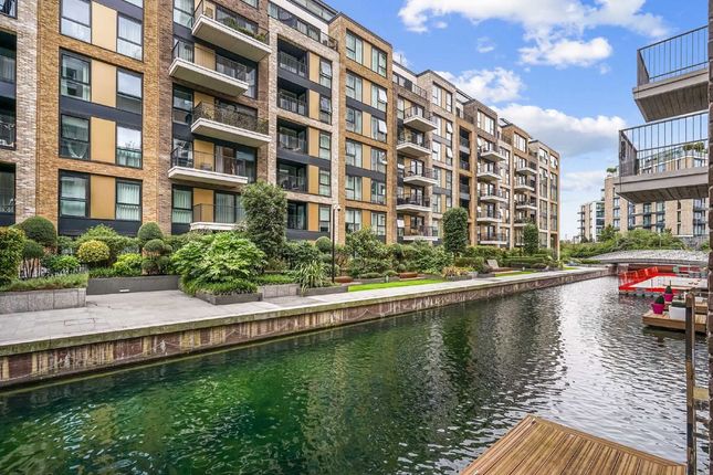 Park Street, London SW6 2 bed flat for sale