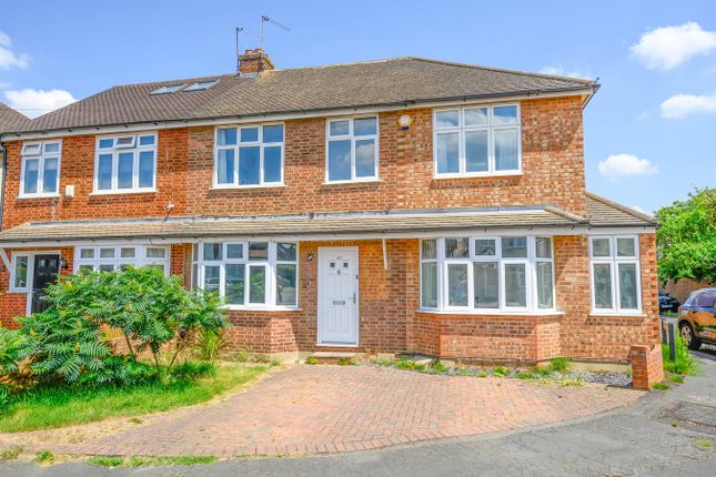 4 bed semi-detached house