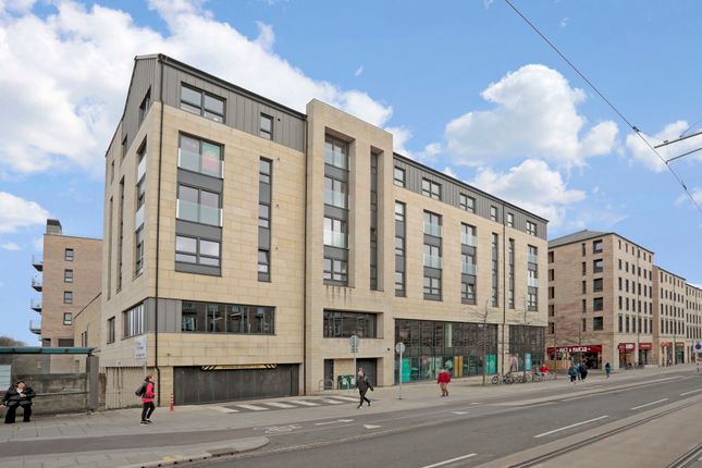 5/26 Shrubhill Walk, Edinburgh, EH7 4FG 2 bed flat for sale