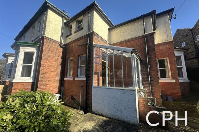 2 bed flat