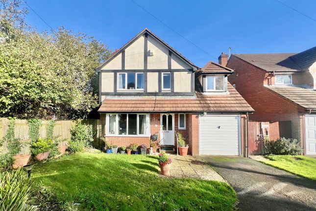 4 bed detached house