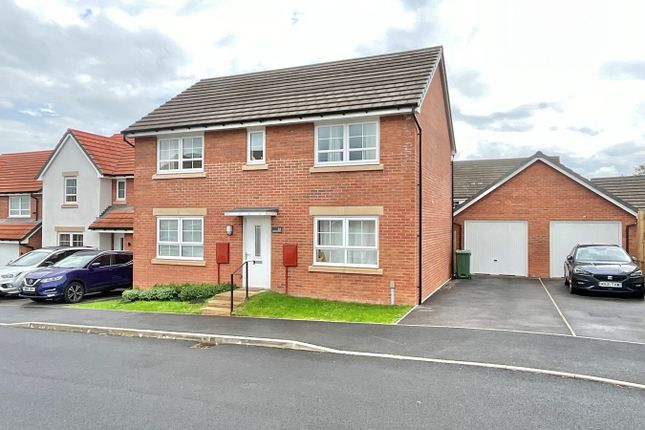 4 bed detached house