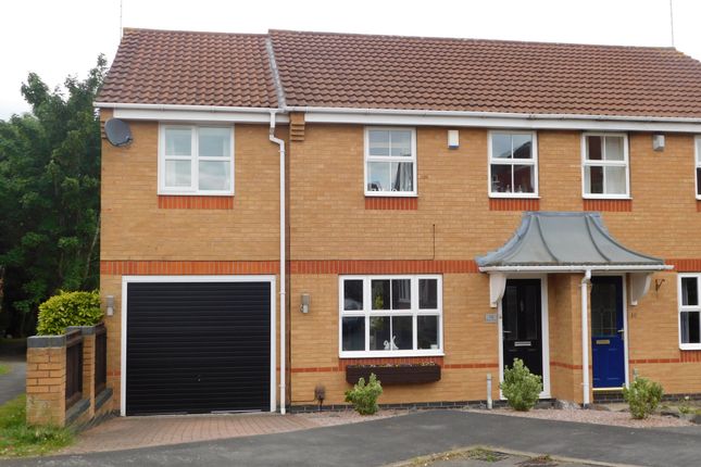 Fettes Close, Ashby De La Zouch, LE65 4 bed semi