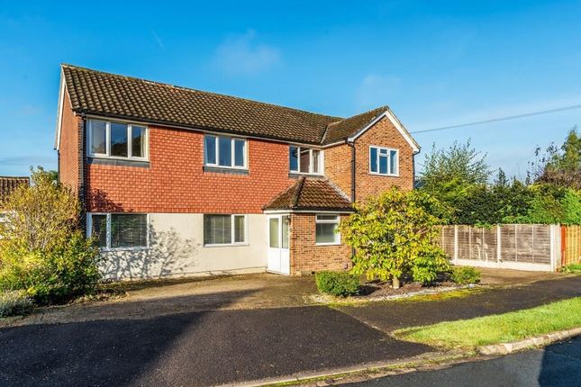 MEAD CRESCENT, GREAT BOOKHAM, KT23 5 bed detached house for sale