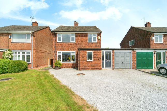 3 bedroom link detached house for sale