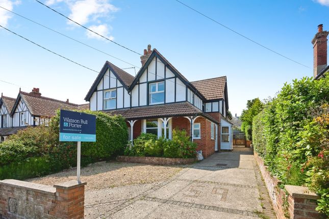 4 bedroom semi-detached house for sale