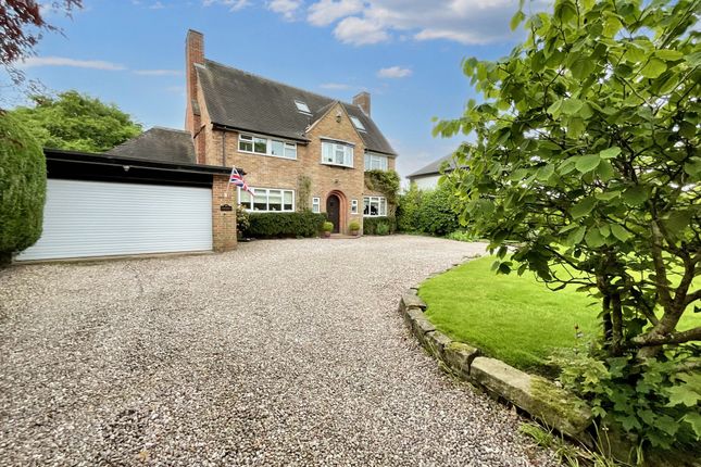 6 bedroom detached house for sale