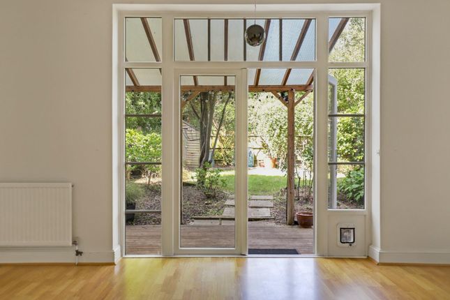 Cator Road, Sydenham, London 2 bed flat for sale