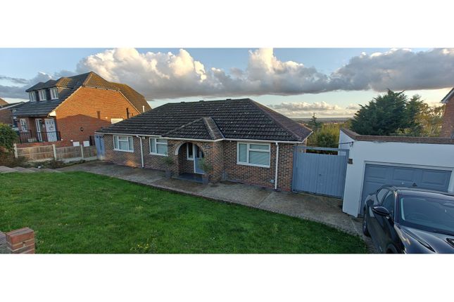 2 bed detached bungalow