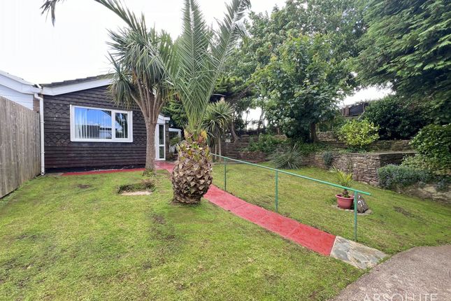2 bedroom semi-detached bungalow for sale