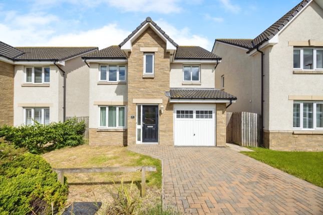 4 bed detached house