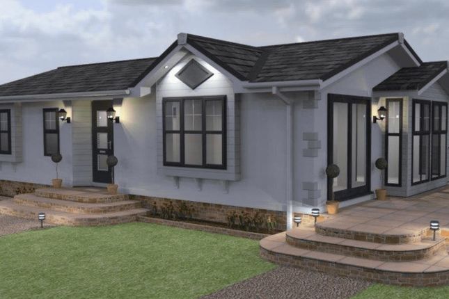 Windsor Park Home, Swilken Village... 2 bed bungalow for sale
