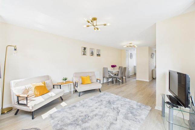 Ogilvie Square, Calne SN11 2 bed detached bungalow for sale