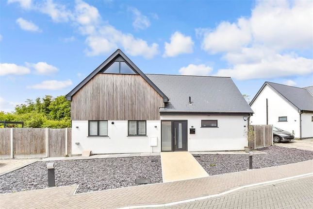 3 bed detached house