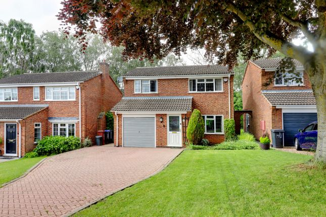 4 bed detached house