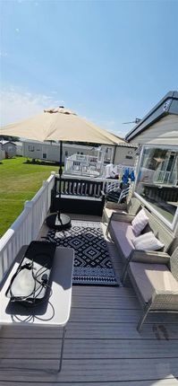 2 bed hotel