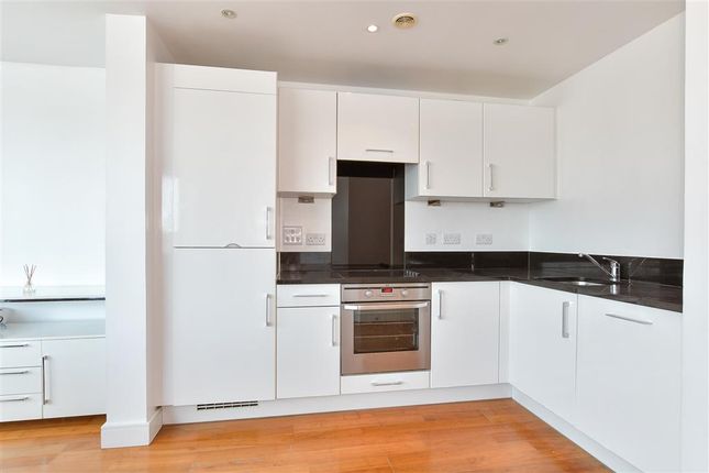 2 bed flat