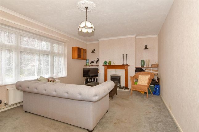 3 bed semi-detached house