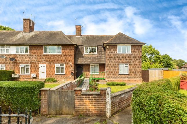 3 bed end terrace house