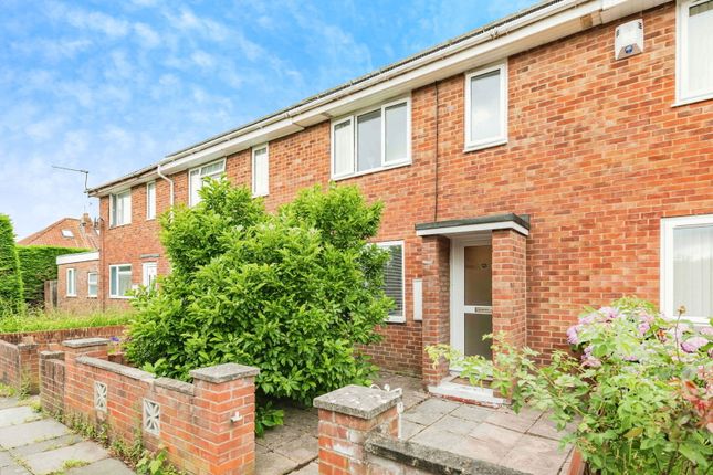 Heyes Drive, Southampton SO19 2 bed terraced house for sale