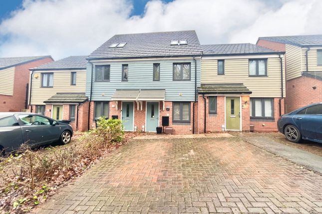 Saltwells Lane, Dudley DY2 3 bed townhouse for sale