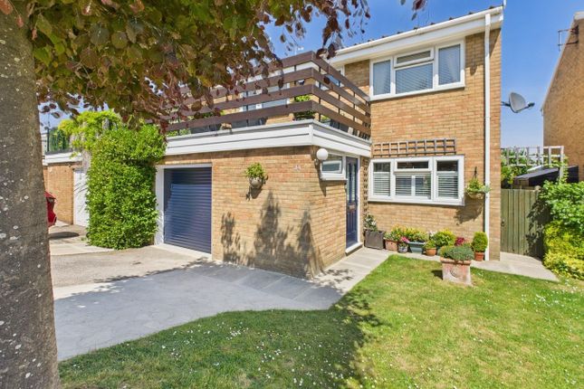 Sandhurst Road, Cliftonville... 4 bed detached house for sale