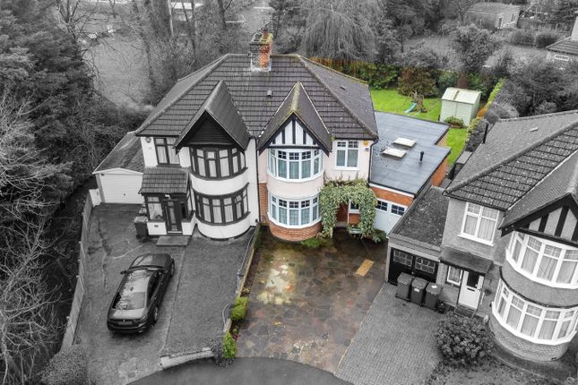 4 bed semi-detached house