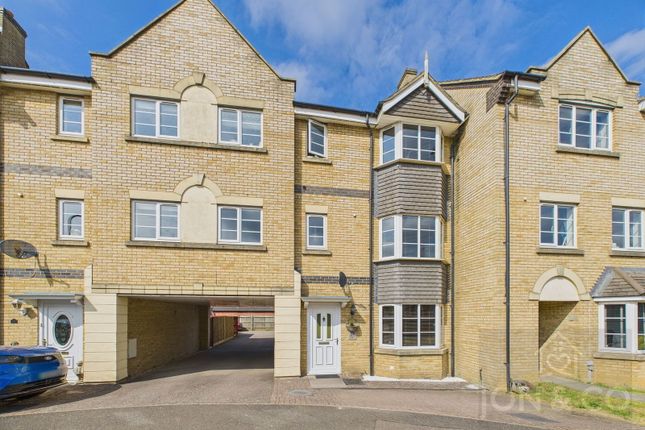5 bedroom mews property for sale