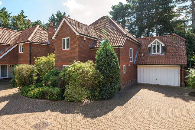 4 bed detached house