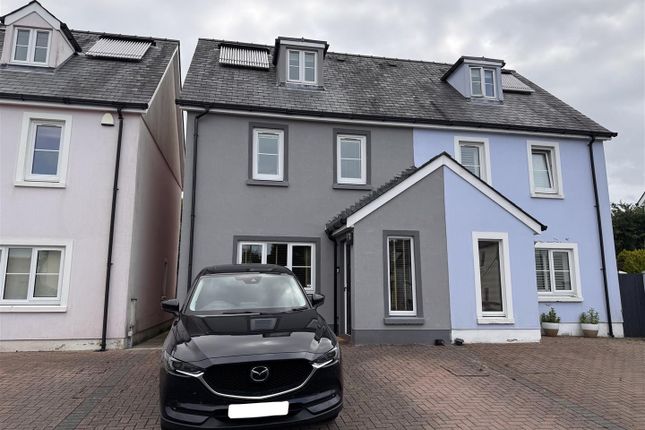 Parc Y Gelli, Foelgastell, Llanelli 3 bed townhouse for sale